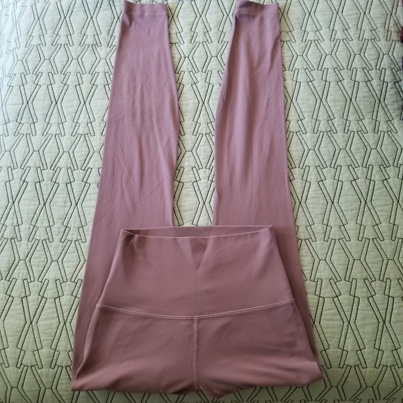 💜 LULULEMON Dusty Mauve Align Pant 28" Sz 2 💜 - Picture 2 of 4